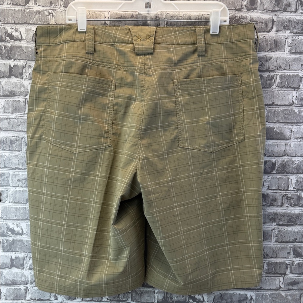 Men's Under Armour Olive Plaid‎ Performance Shorts